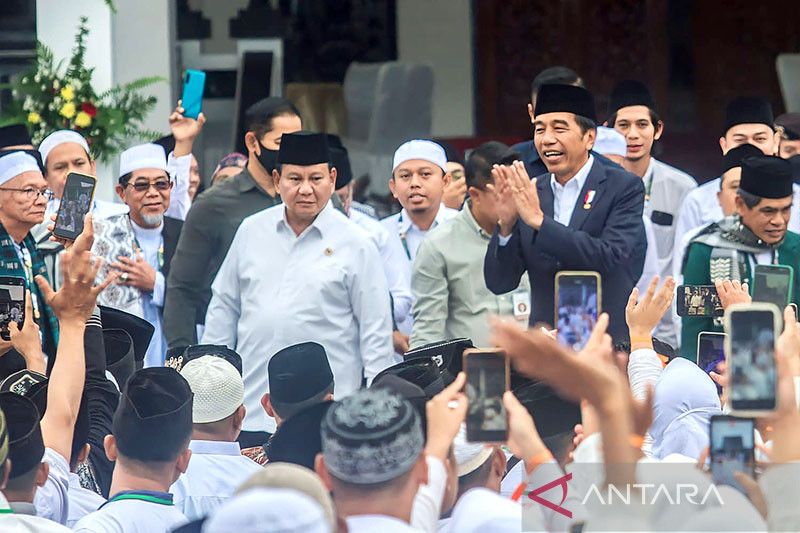 Menhan Prabowo Subianto disambut meriah warga di Tabalong