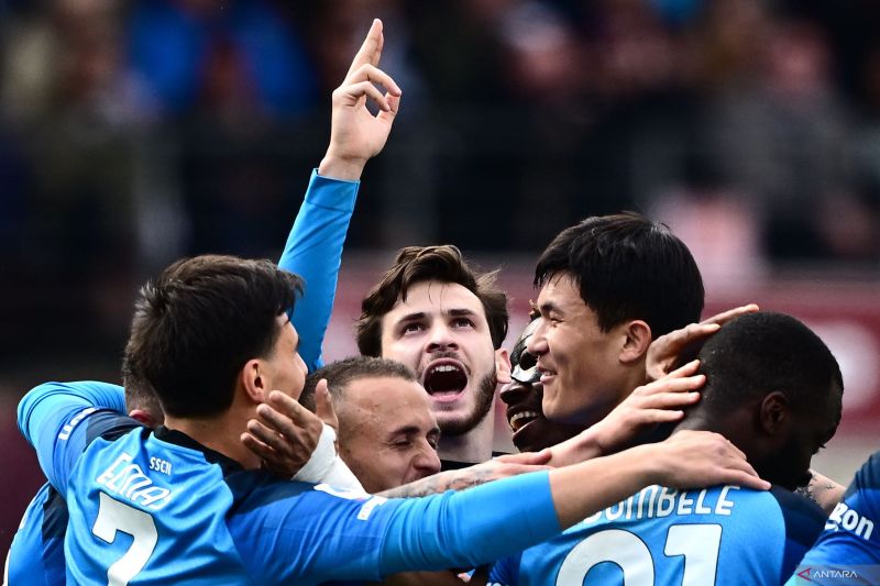 Hajar Torino 4-0, Napoli makin sulit dikejar di puncak klasemen