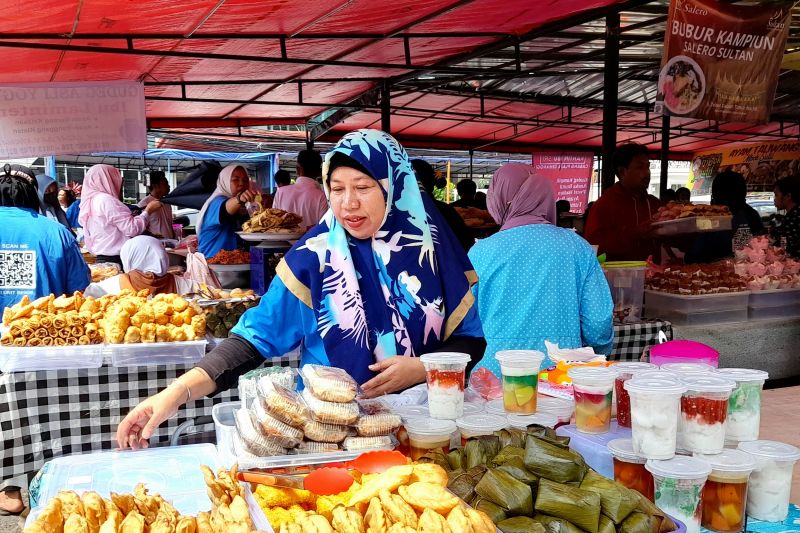 Pasar Takjil Pendungan Hilir dibuka kembali pada Ramadhan Hari 1
