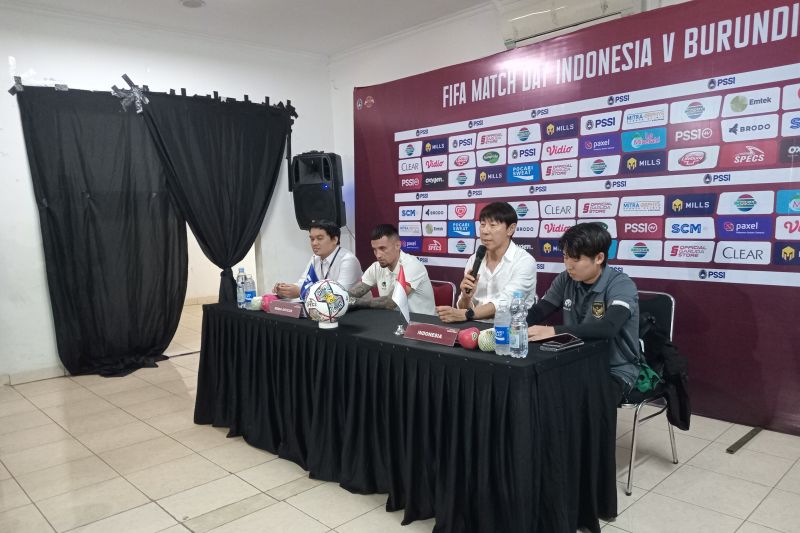 Pelatih Shin Tae-yong nilai pertahanan Indonesia kini jauh membaik