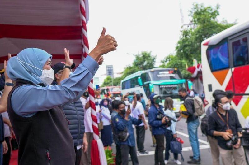 Humaniora: Pemerintah Provinsi Jawa Timur siapkan 161 bus mudik gratis