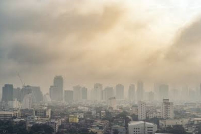 Dokter ini meminta kelompok sensitif lebih waspada terhadap polusi udara di Jakarta