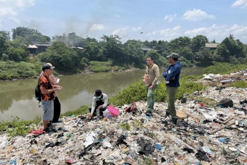 Tersangka Kasus Pengelolaan Sampah Ilegal Di Kota Tangerang Dan Kabupaten Bekasi Siap Disidangkan