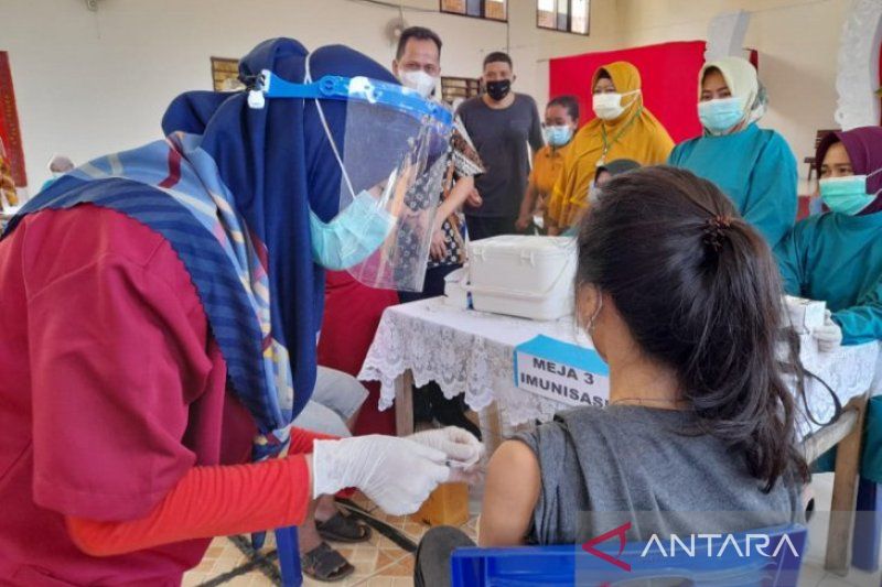 Humaniora: Vaksin booster satu di Indonesia diberikan pada 68.664.709 orang