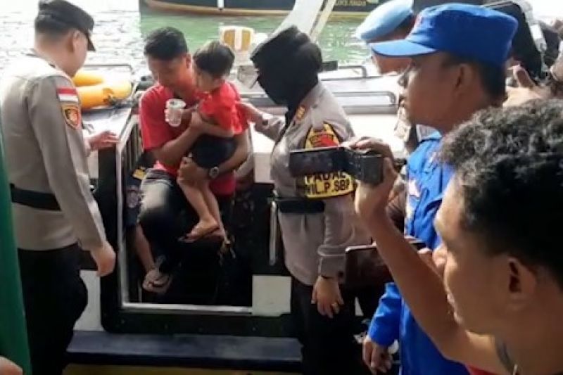 16 penumpang selamat kecelakaan kapal tiba di Kota Tanjung Pinang