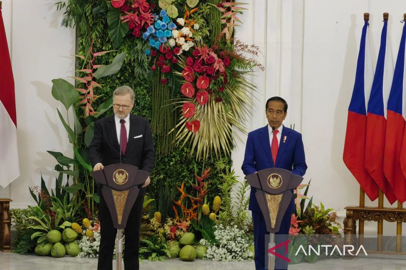 Presiden Jokowi bahas regulasi diskriminatif EU saat terima PM Ceko