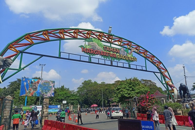 Taman Margasatwa Ragunan tunda libur satwa setelah cuti Lebaran