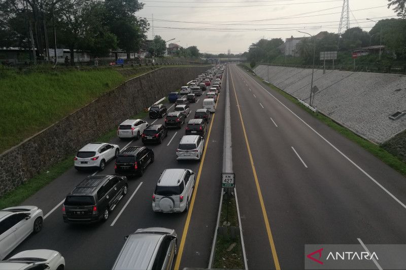 Kemarin, persiapan menuju KTT ASEAN hingga kepadatan arus balik