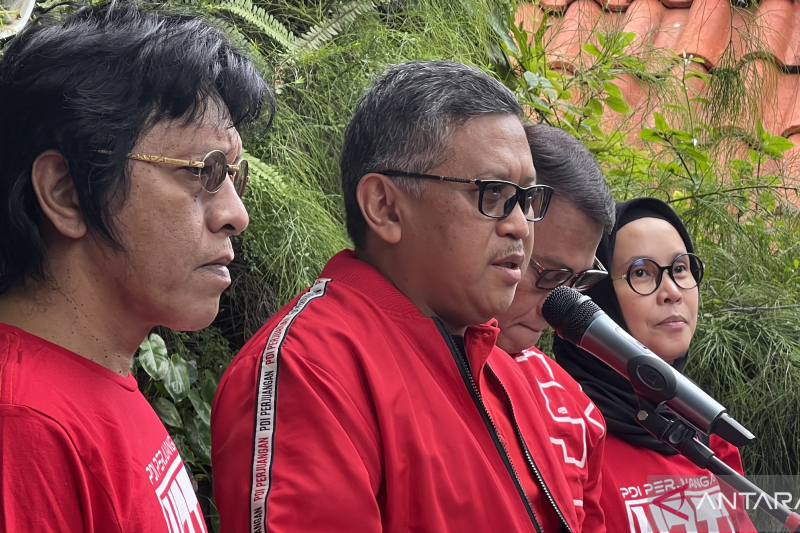 PDIP tunggu sikap formal Golkar terkait isu bergabung ke KIR