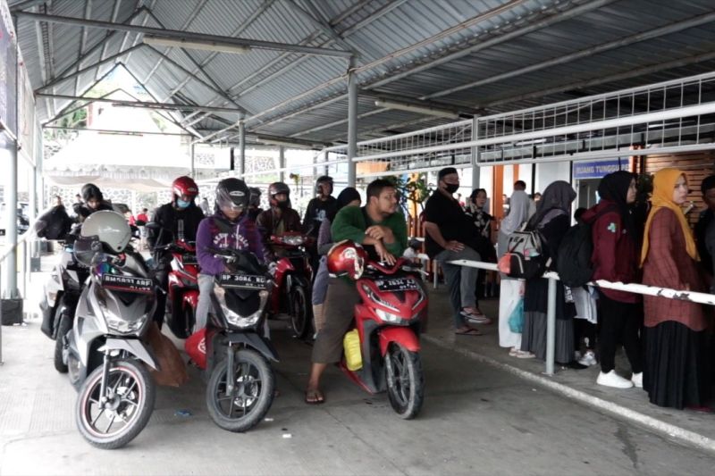 Upaya ASDP Batam mengurai penumpukan penumpang di Pelabuhan Punggur