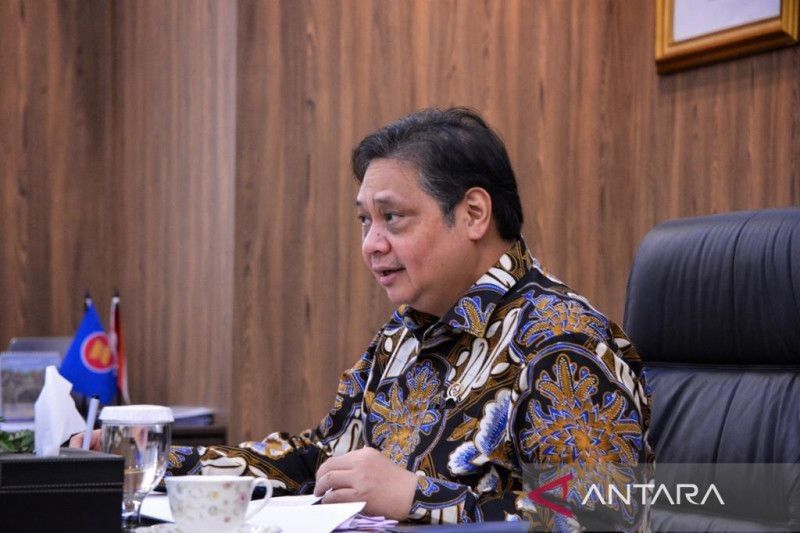 Menko Airlangga: Kenaikan PMI peluang tingkatkan investasi Indonesia