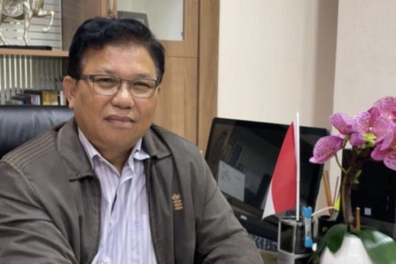 Indonesia menyiapkan strategi untuk mengakhiri darurat COVID