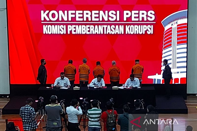 KPK sebut 13 tersangka kasus suap RAPBD Jambi belum ditahan