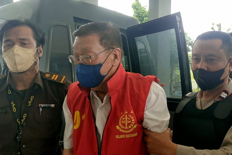 Kerugian negara kasus korupsi tambang pasir besi PT AMG Rp2 miliar