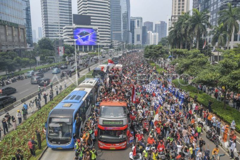 Arak-arakan Kontingen SEA Games 2023