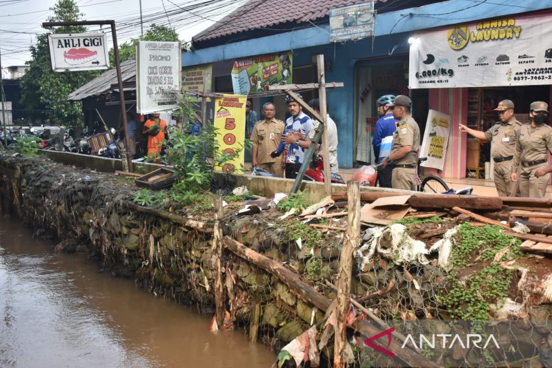 Dinas SDA DKI dipastikan perbaiki turap Kali Baru Hek Kramat Jati