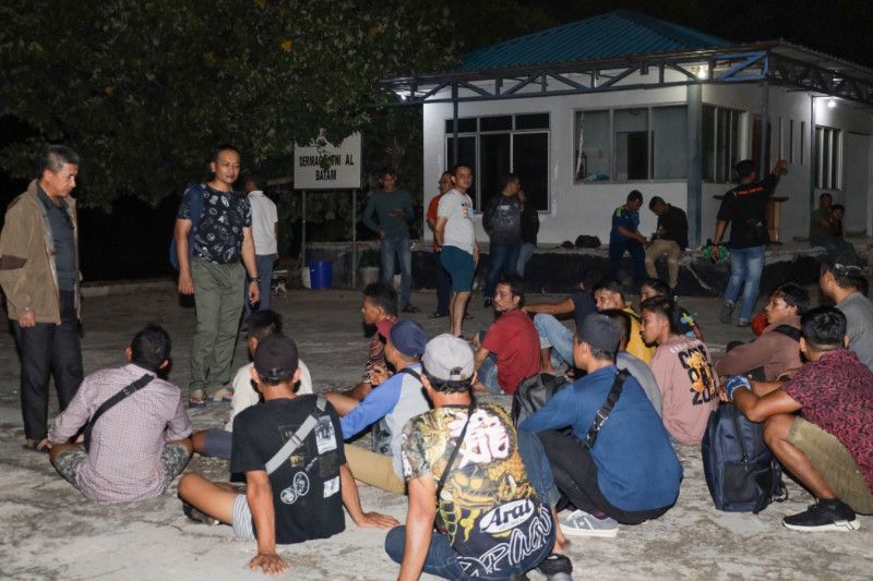 Angkatan Laut menggagalkan upaya penyelundupan pekerja ilegal ke Malaysia