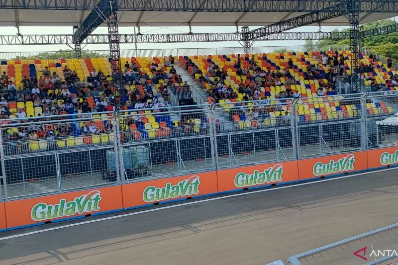 kursi penonton Formula E Ancol