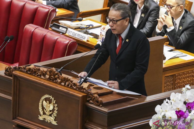 komisi-xi-minta-ojk-ppatk-beri-penjelasan-terkait-blokir-rekening