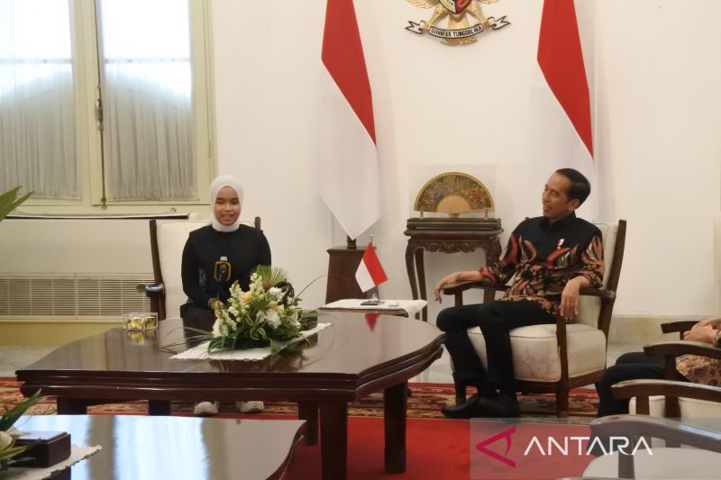 Putri Ariani temui Presiden Jokowi di Istana Merdeka