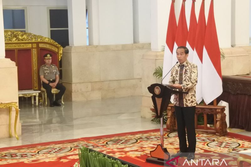 Jokowi ingatkan uang rakyat bukan untuk membiayai birokrasi