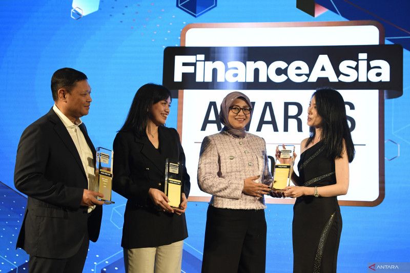 Bank Mandiri terima 10 penghargaan FinanceAsia Awards 2023