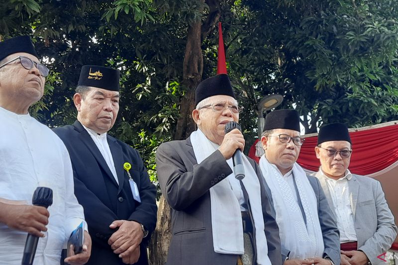 Ma'ruf Amin: Masyarakat yang mampu jangan sampai tidak berkurban