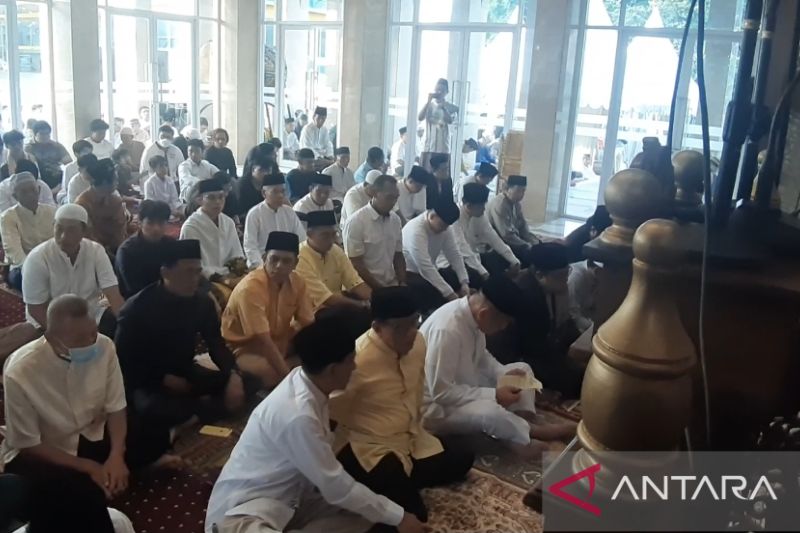 Shalat Id Adha di DPP Golkar tanpa Airlangga Hartarto