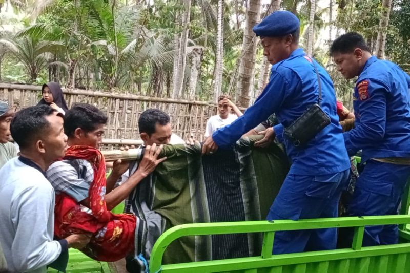 Satu tewas, lima pelajar terseret arus Pantai Bangsal Lombok Timur