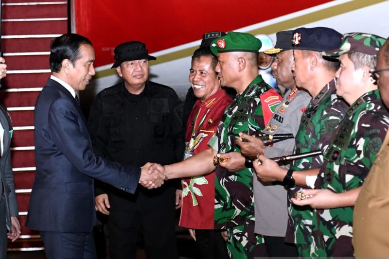 Presiden Jokowi tiba di Jayapura usai kunjungan kerja di Papua Nugini