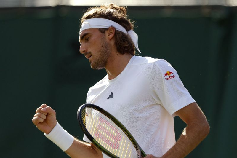 Tsitsipas tekuk Thiem untuk tantang Murray di babak kedua Wimbledon