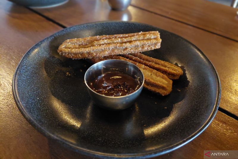 resep-membuat-churros-rumahan-camilan-manis-yang-praktis