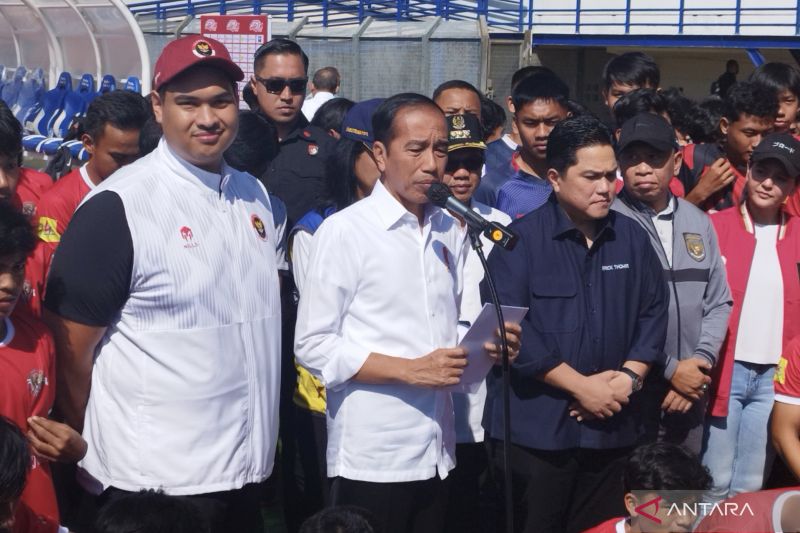 Presiden puji Erick Thohir usai tinjau seleksi timnas U-17 di Bandung