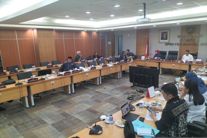 Tingkat pengangguran di DKI Jakarta turun 0,43 persen