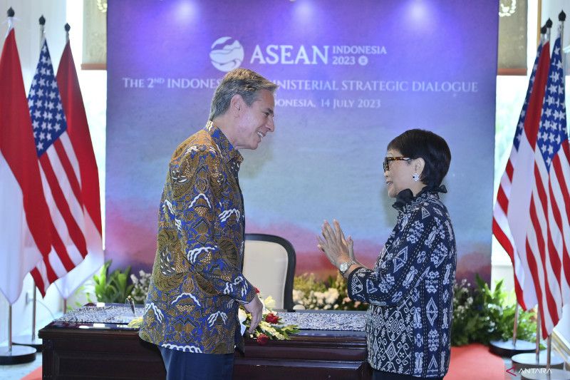 Photo of Indonézia nalieha na USA, aby zintenzívnili spoluprácu s ASEAN v indicko-pacifickom regióne