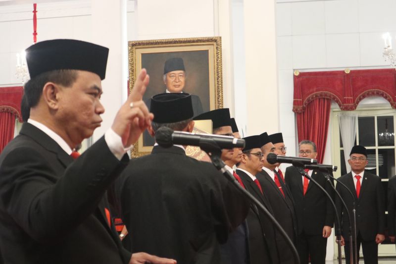 Presiden Jokowi lantik lima wakil menteri baru