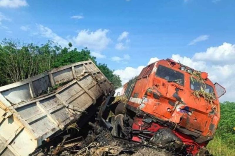 PT KAI Divre IV: Kecelakaan KA dan truk akibat pengemudi ceroboh