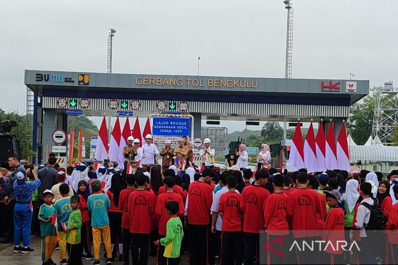 Jokowi sebut keberadaan jalan tol tingkatkan perekonomian Bengkulu