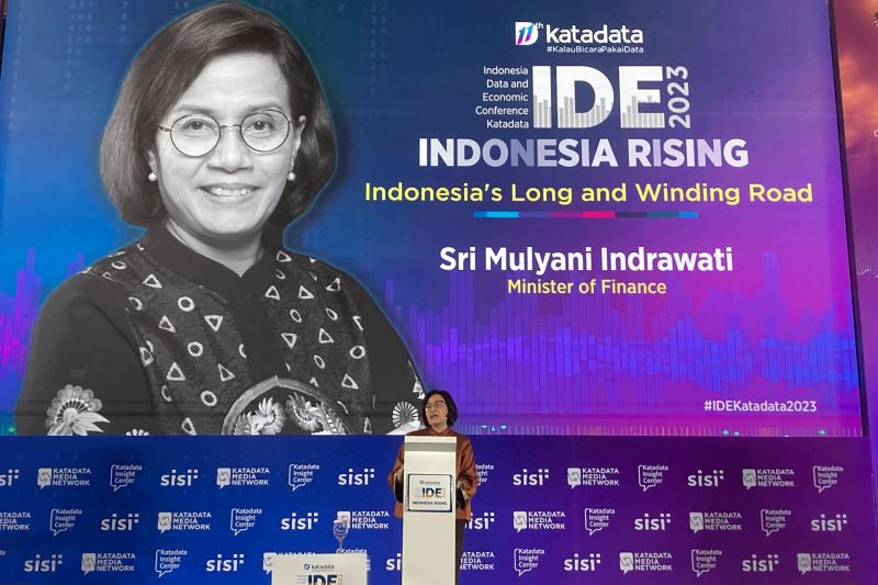 Belajar membaca knowledge untuk memajukan Indonesia: menteri
