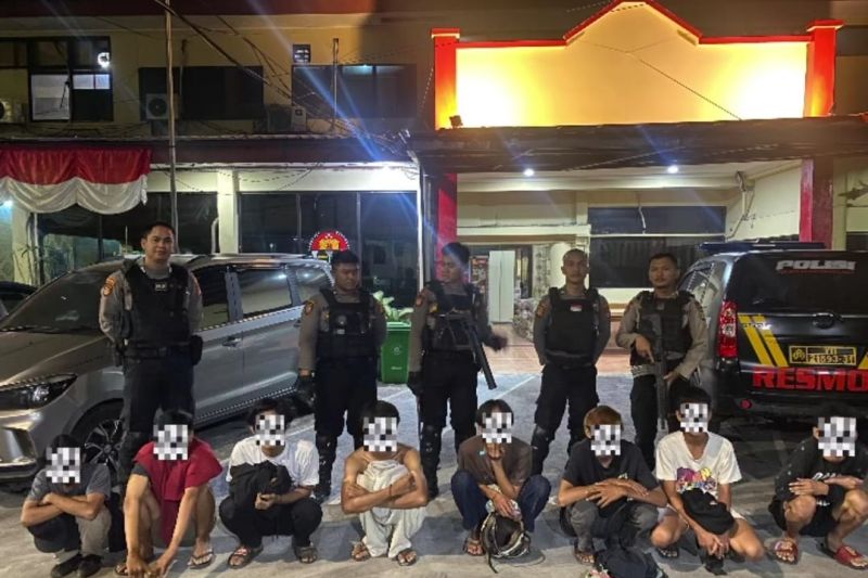 Polisi cegah remaja hendak tawuran pakai senjata tajam di Lebak Bulus