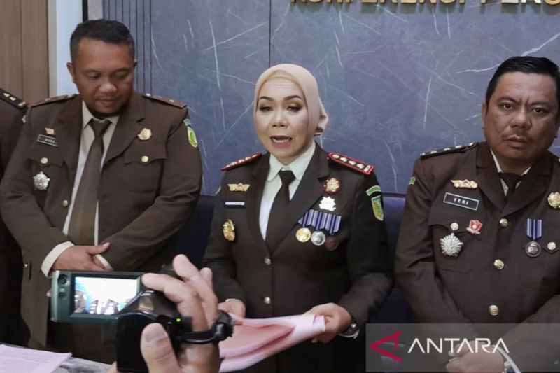 Kejari Purwakarta tetapkan tiga tersangka korupsi BTT Dinas Sosial
