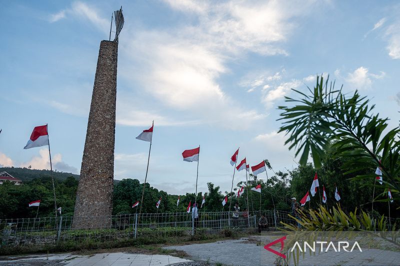 Monumen Trikora di Banggai Kepulauan