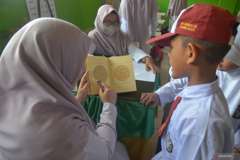 buta-warna-pada-anak-tanda-jenis-dan-kapan-harus-periksa-ke-dokter