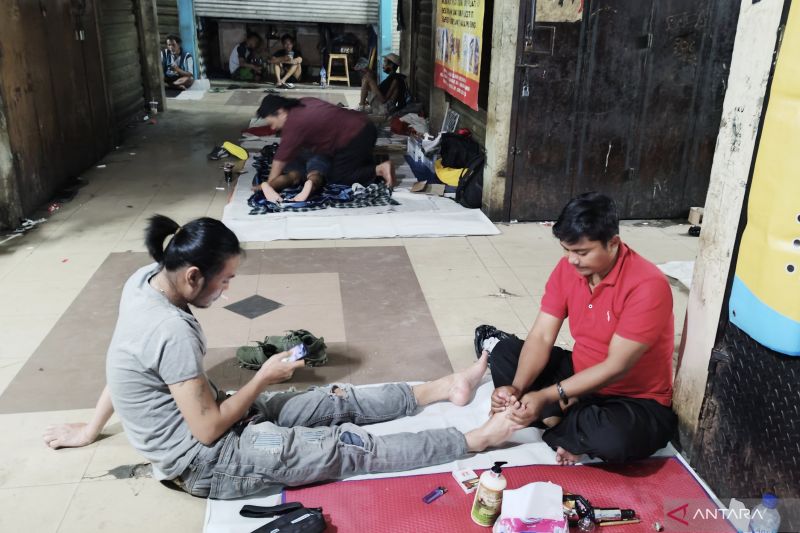 8-cara-mengatasi-kaki-sering-kesemutan-dan-penyebabnya