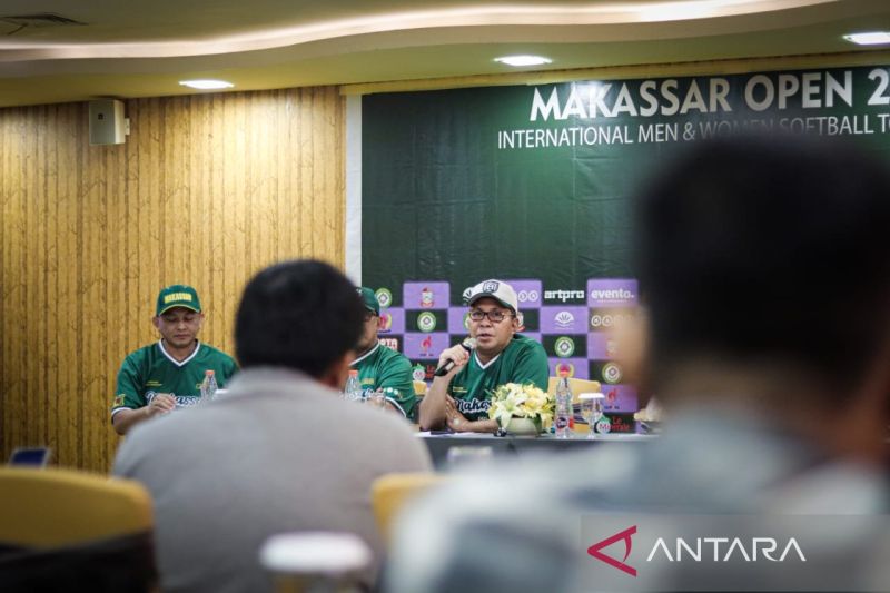 Perwakilan tujuh negara dijadwalkan meramaikan turnamen Makassar Open Sofbol