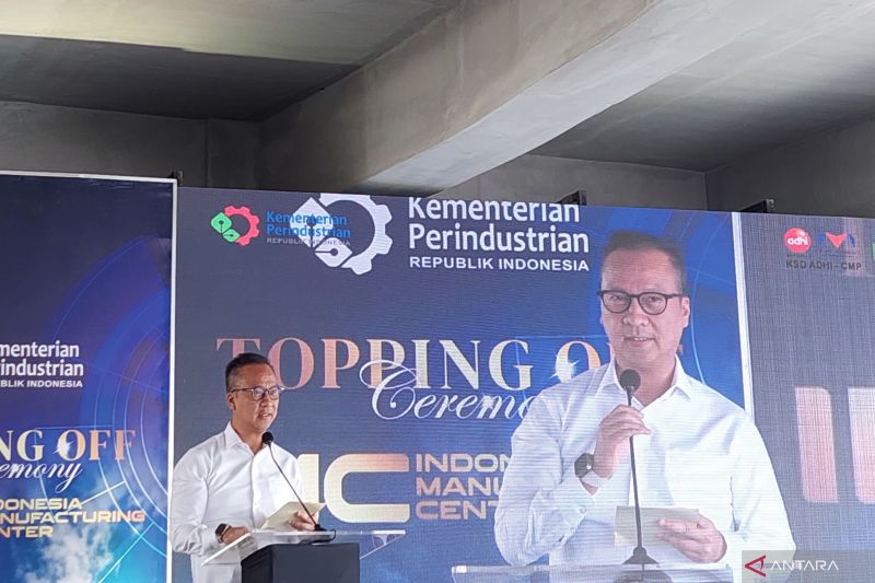 Indonesia harus membangun mesin industrinya sendiri: Menteri