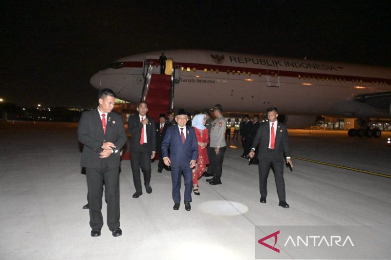 Wakil Presiden kembali ke Indonesia setelah kunjungannya ke Tiongkok