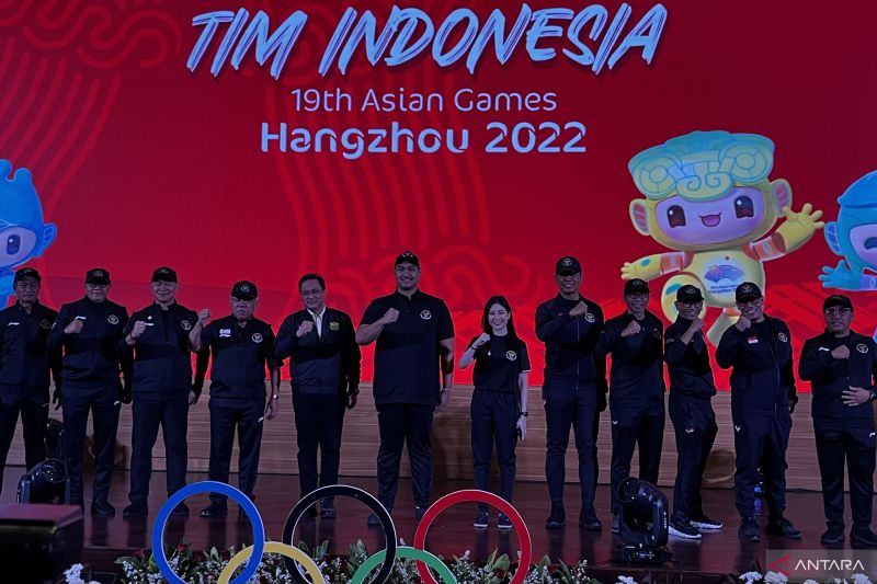 Menteri Ariutjo meresmikan tim Indonesia untuk Asian Games 2022