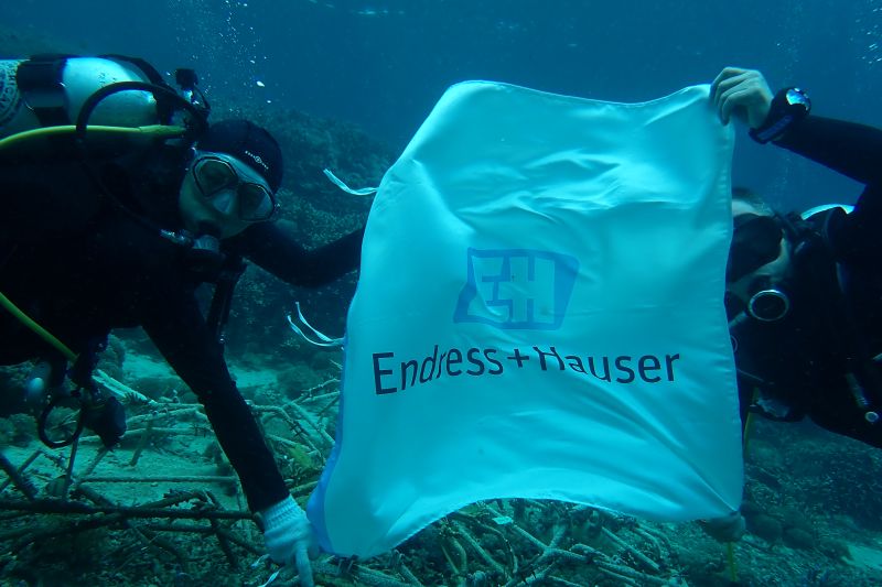 Komitmen EndressHauser dalam lindungi ekosistem laut