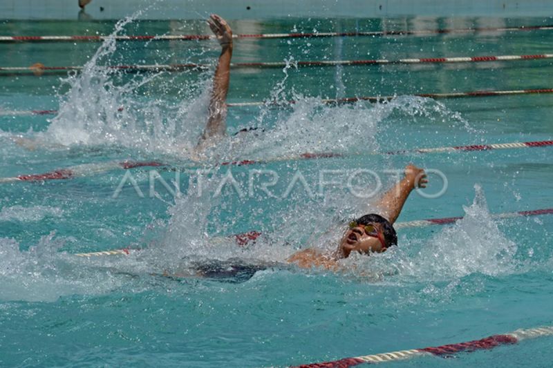 Kejuaraan renang antar mahasiswa se-Indonesia